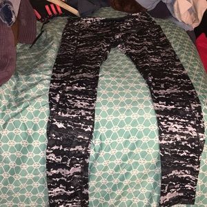 Leggings / yoga pants